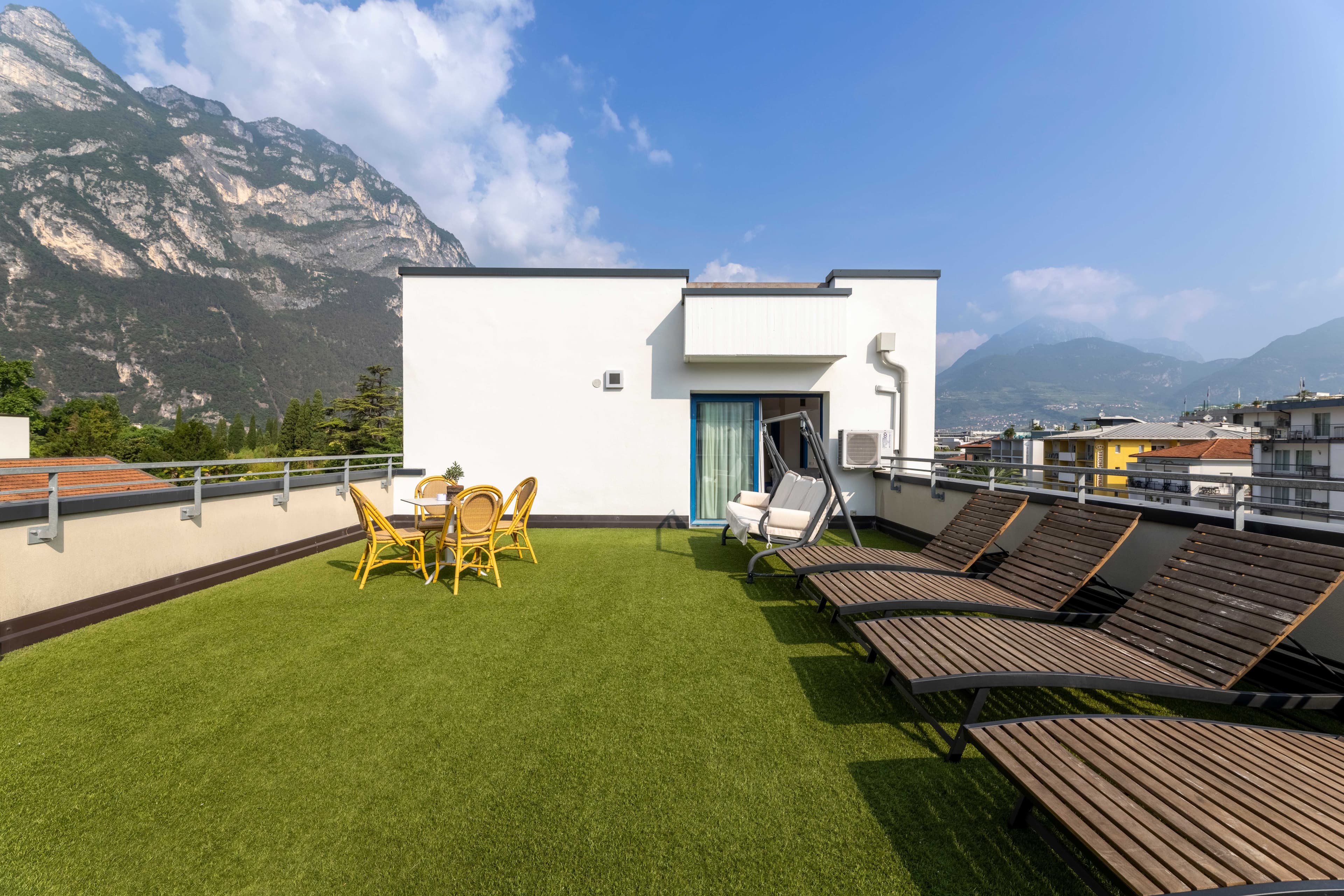 Hi Hotels Riva - Lakeview Ansicht 7