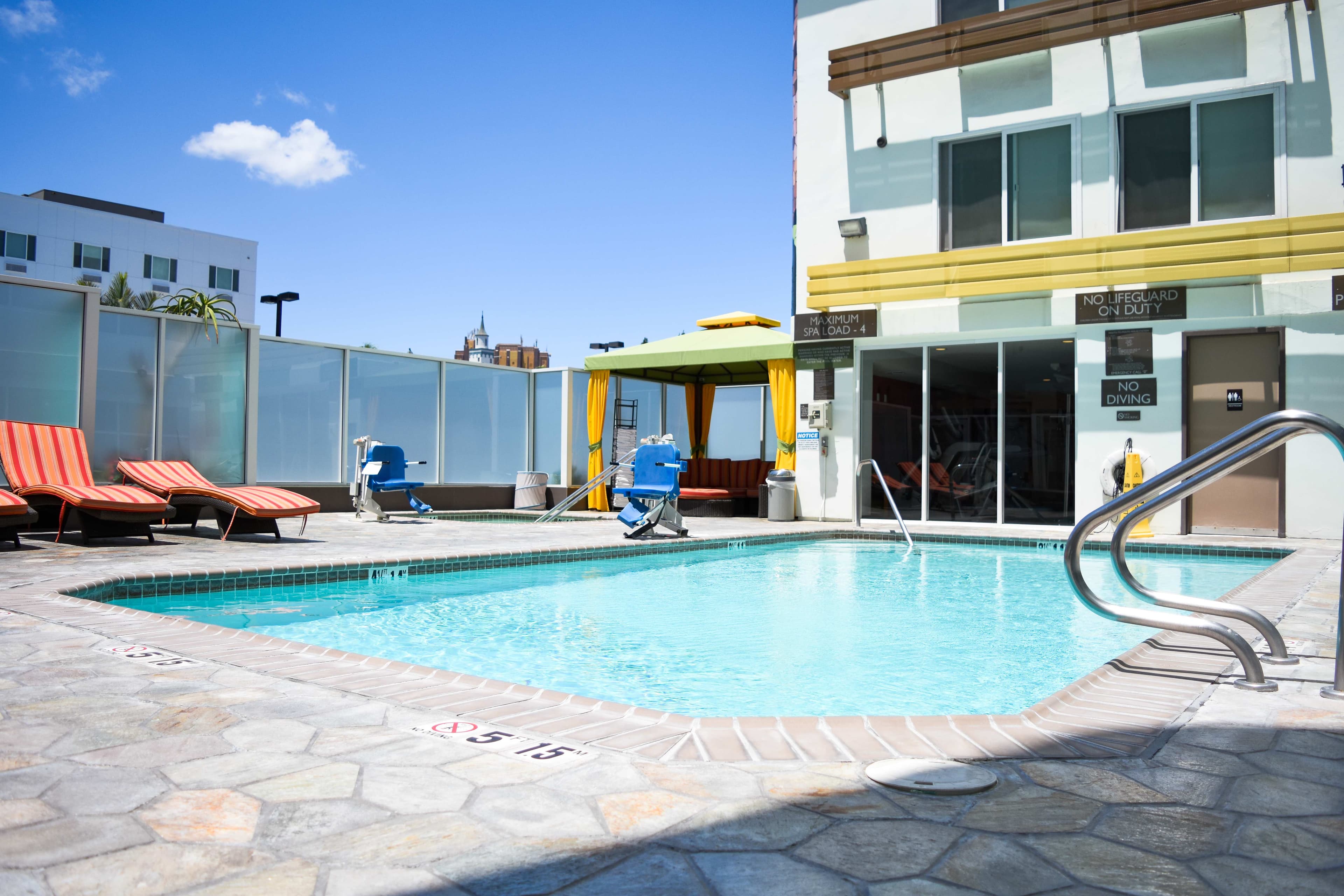 Hotel Indigo Anaheim Maingate Ansicht 7