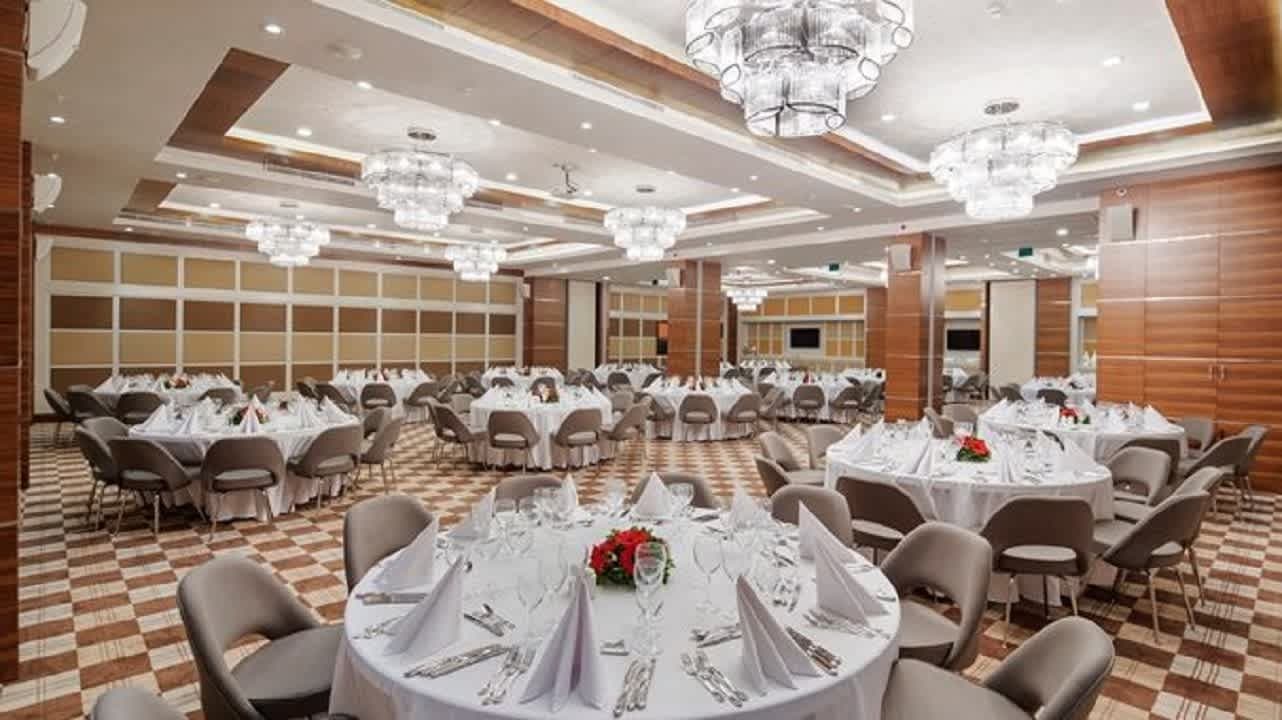 DoubleTree by Hilton Kusadasi Ansicht 10