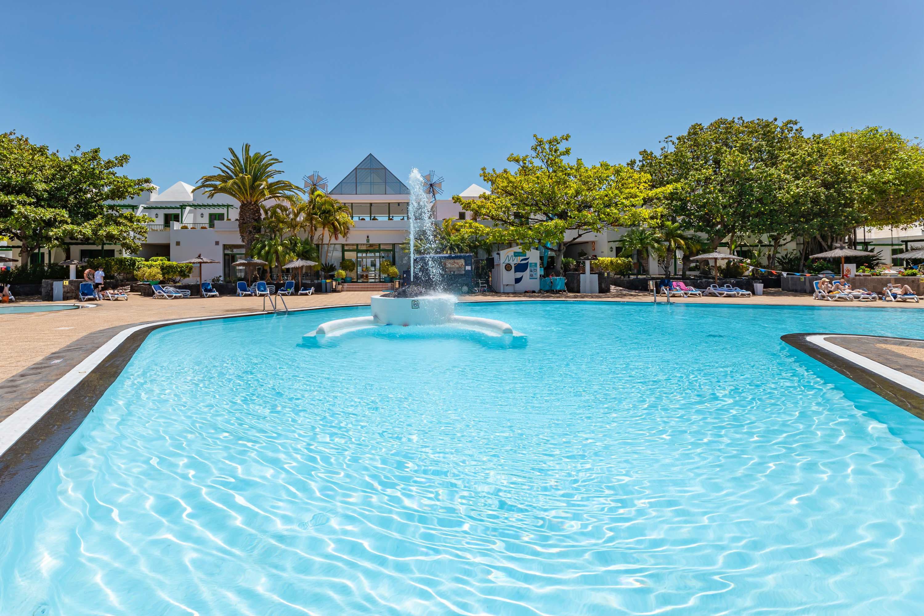 Hotel THB Royal Ansicht 9
