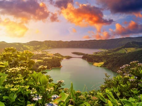 Rundreisen Portugal - Azoren: Flexible Mietwagen-Rundreise: Azoren intensiv - Vulkane, Thermalquellen & Welterbe