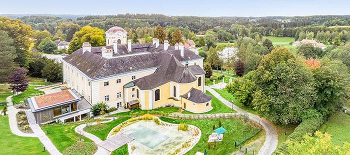 Schlosshotel Rosenau