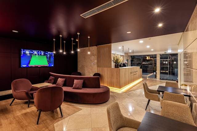 America Diamond's Hotel