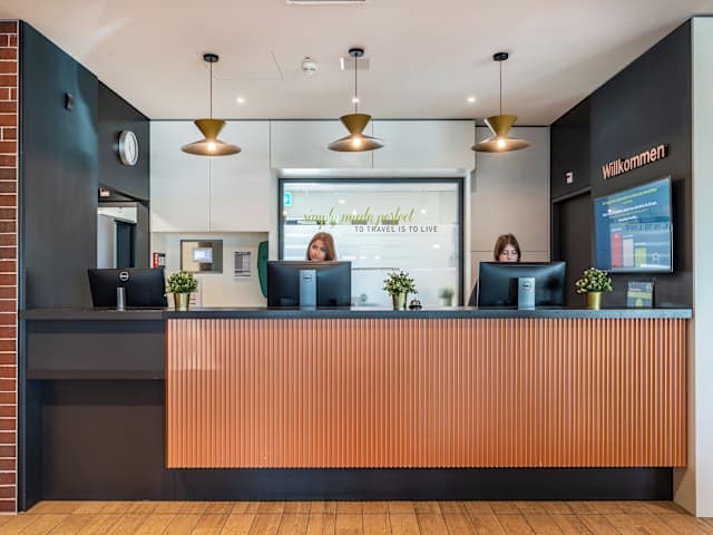 B&B HOTEL Zürich Airport