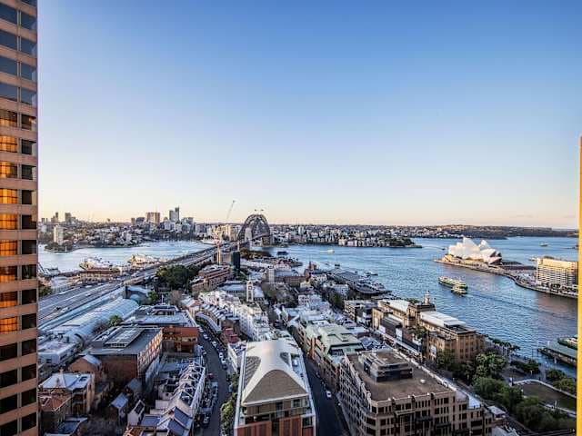 Hotel Quay West Suites Sydney