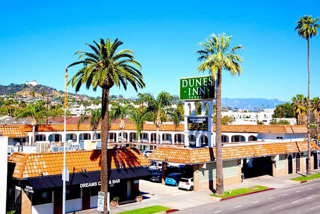 Hotel Dunes Inn Sunset