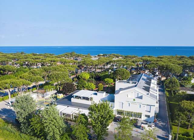 The Green Park Hotel WellnessSpa & Restaurant