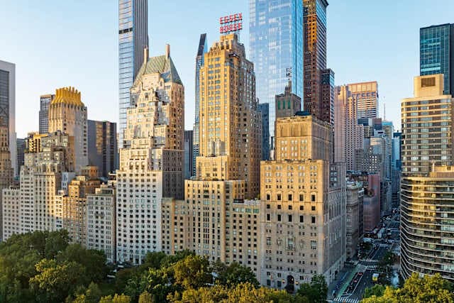 JW Marriott Hotel Essex House New York