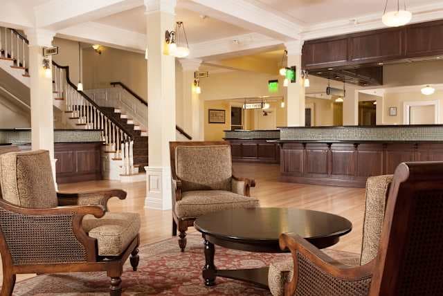 Hotel Lake Yellowstone