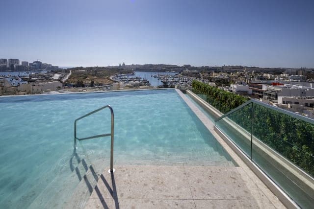 Grands Suites Hotel and Spa Sliema