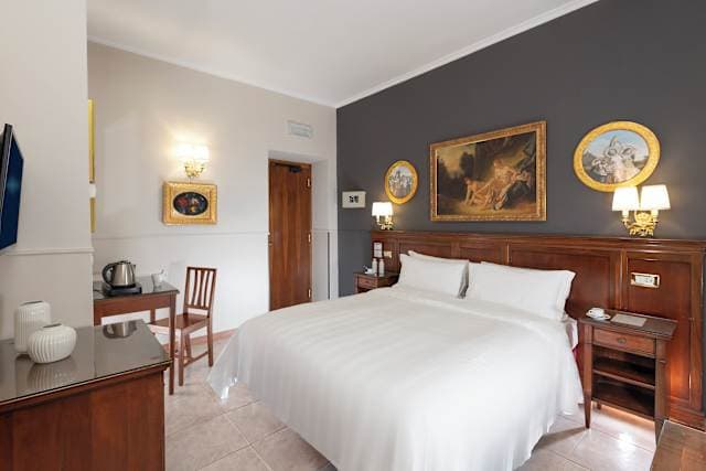 Hotel Des Artistes Ansicht 2