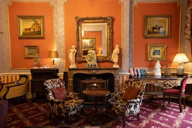 The Leonard Hotel & Residence