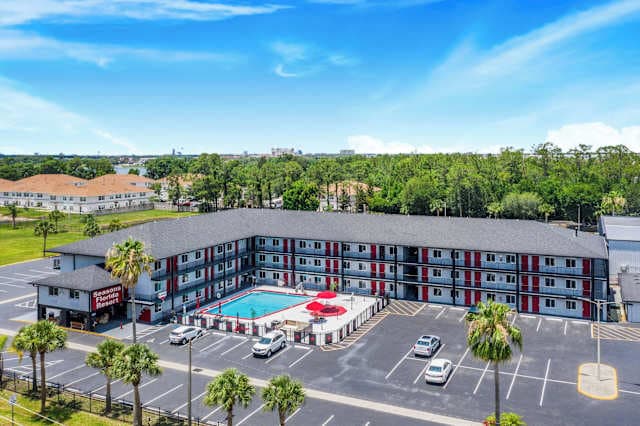 Seasons Florida Resort