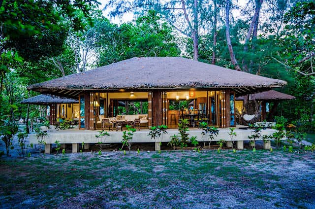 Koh Jum Beach Villas