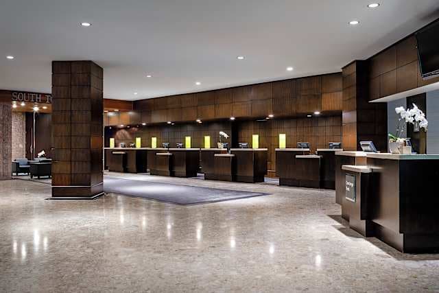 Hotel The Westin Harbor Castle