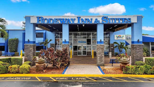 Hotel Rodeway Inn & Suites Airport / Cruise Port