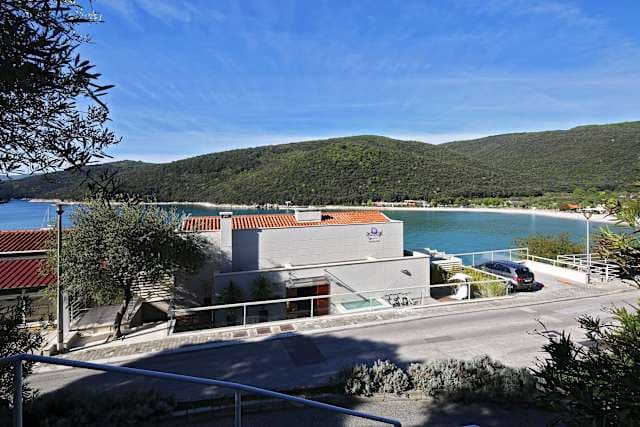 Adoral Hotel Apartments